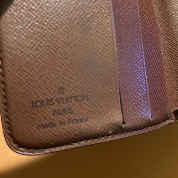 Authentic Louis Vuitton monogram wallet - Picture 12 of 16